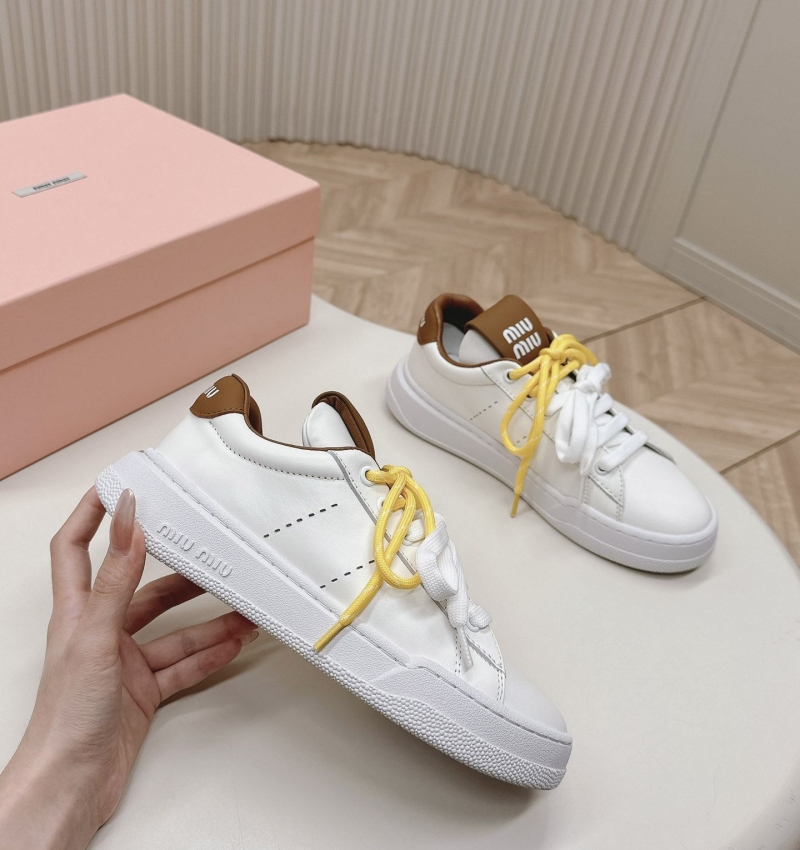 Miu Miu Casual Shoes